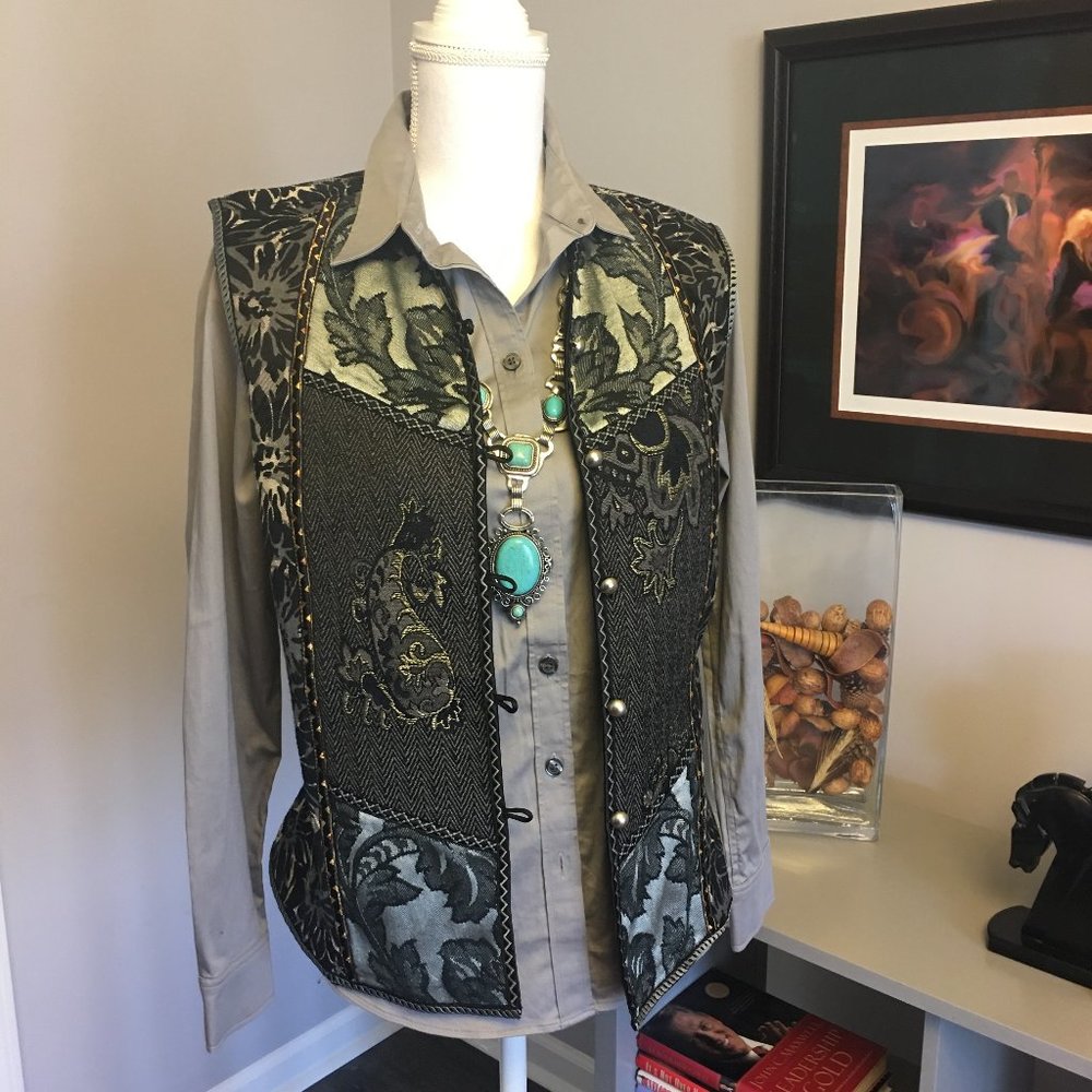 GRAY/JADE/GOLD LONG VEST